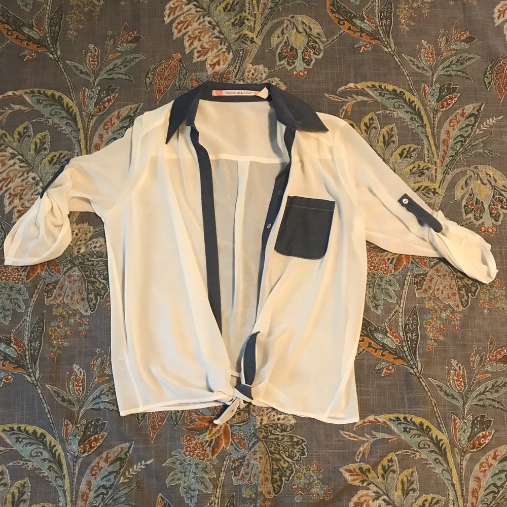 Chelsea & Violet top
